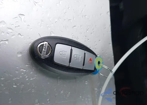 2013 Nissan Pathfinder S z USA, uszkodzony, nr VIN 5N1AR2MNXDC661398